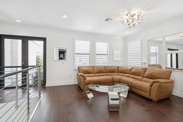 Chandelier, Interior, Living room, Recessed Lighting, Wood Texture Flooring