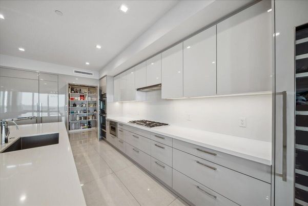Interior, Recessed Lighting, Walk-in Closets