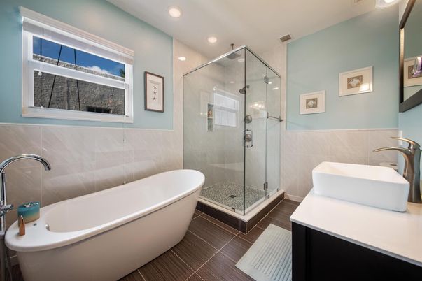 Bathroom, Free Standing Baths, Glass Shower, Interior, Recessed Lighting