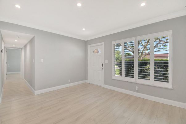 Empty room, Interior, Recessed Lighting, Wood Texture Flooring