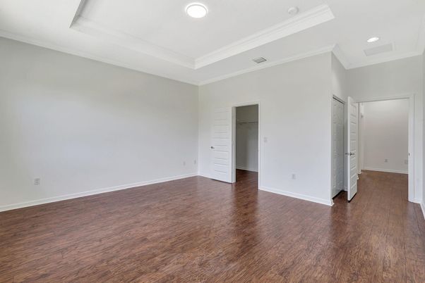 Empty room, Interior, Recessed Lighting, Wood Texture Flooring