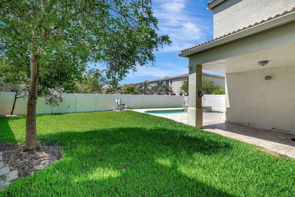 Backyard, Exterior, Pool