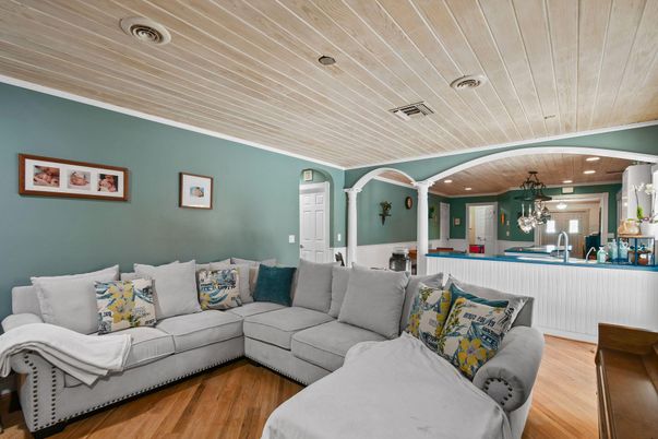 Chandelier, Interior, Living room, Recessed Lighting, Wooden Ceilings, Wood Texture Flooring