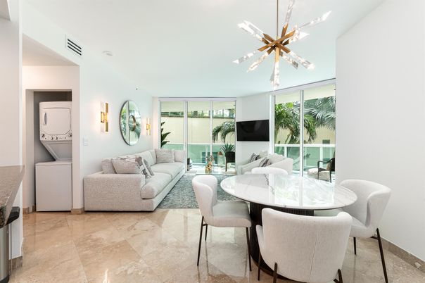 Dining room, Interior, Living room, Pendant Lights