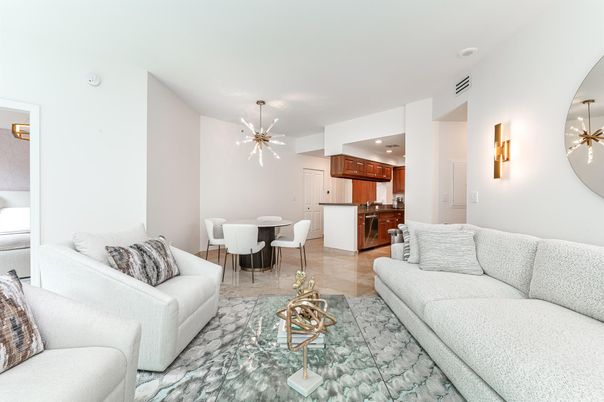 Dining room, Interior, Kitchen, Living room, Pendant Lights, Recessed Lighting