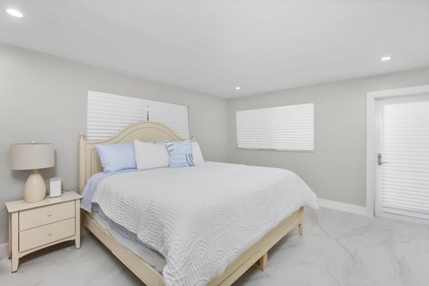 Bedroom, Interior, Marble, Recessed Lighting