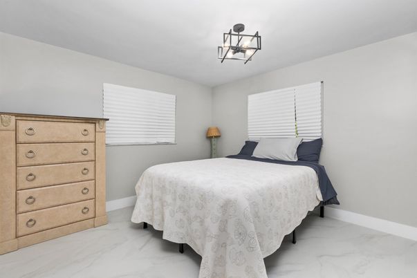 Bedroom, Interior, Marble, Pendant Lights