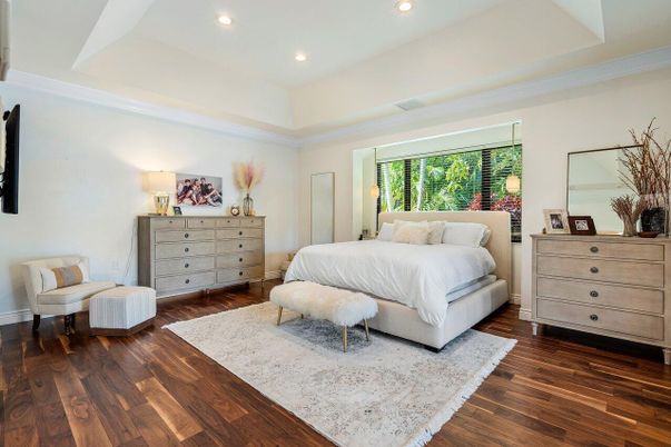 Bedroom, Interior, Recessed Lighting, Wood Texture Flooring