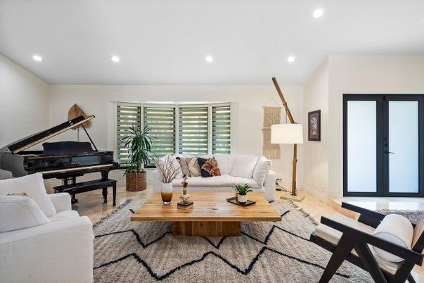 Interior, Living room, Piano, Recessed Lighting