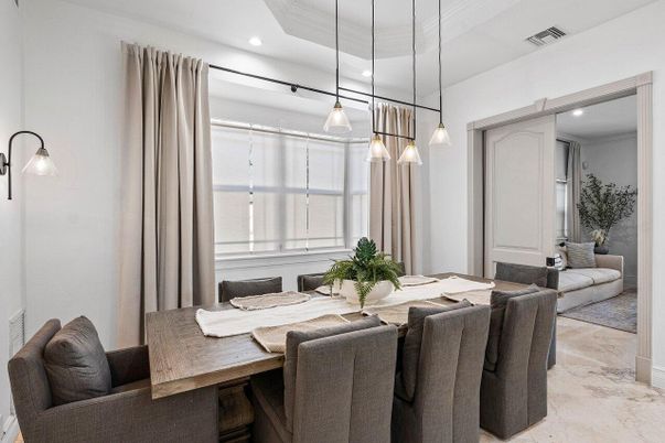 Dining room, Interior, Pendant Lights, Recessed Lighting