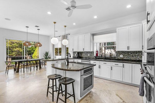 Dining room, Interior, Kitchen, Pendant Lights, Recessed Lighting