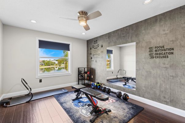 Fitness Equipment, Interior, Recessed Lighting, Wood Texture Flooring