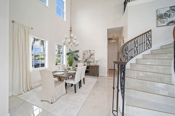 Chandelier, Dining room, Interior