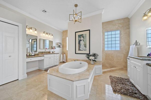 Bathroom, Dual Sink Vanities, Interior, Pendant Lights