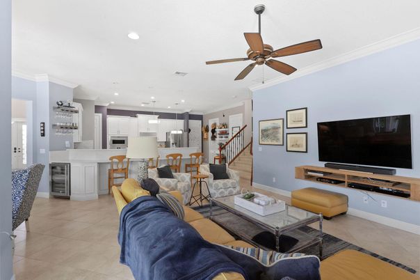 Dining room, Interior, Kitchen, Living room, Pendant Lights, Recessed Lighting, Stainless Steel Appliances