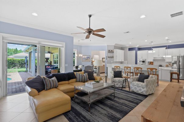 Dining room, Interior, Kitchen, Living room, Pendant Lights, Recessed Lighting, Stainless Steel Appliances