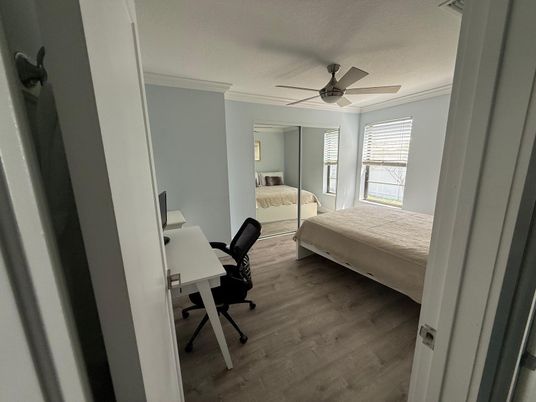 Bedroom, Home Office, Interior, Wood Texture Flooring