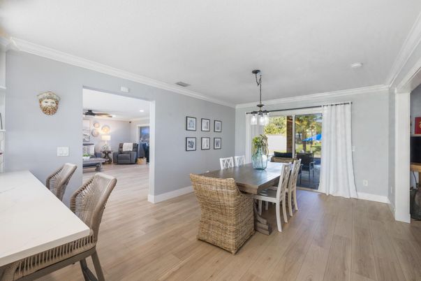 Dining room, Interior, Living room, Pendant Lights, Recessed Lighting, Wood Texture Flooring