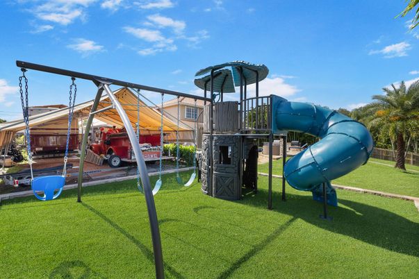Backyard, Exterior, Playground