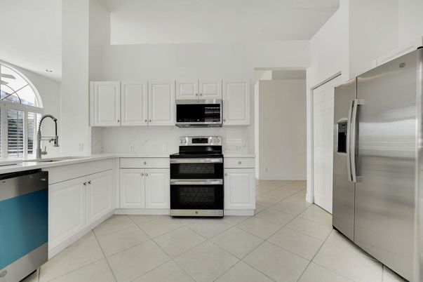 Interior, Kitchen, Marble Walls, Stainless Steel Appliances