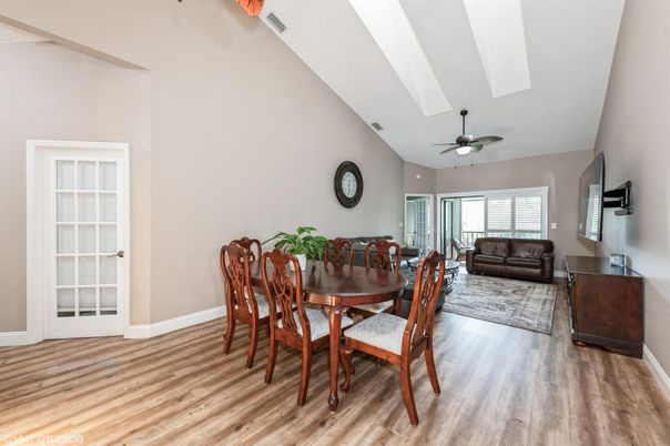 Dining room, Interior, Wood Texture Flooring