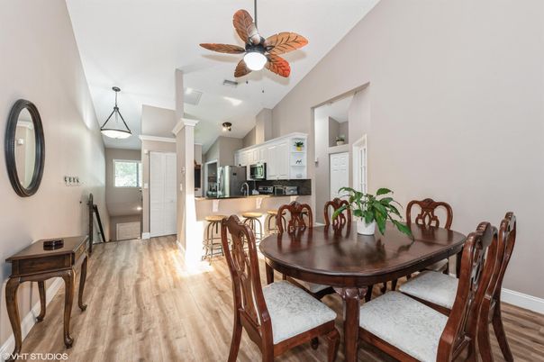 Dining room, Interior, Kitchen, Pendant Lights, Wood Texture Flooring