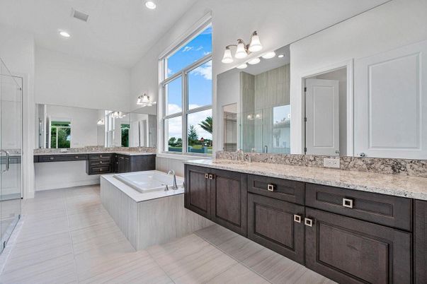 Bathroom, Dual Sink Vanities, Interior, Recessed Lighting