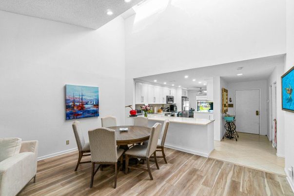 Dining room, Interior, Kitchen, Recessed Lighting, Wood Texture Flooring