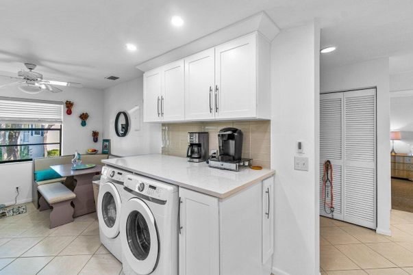 Interior, Recessed Lighting, Washer