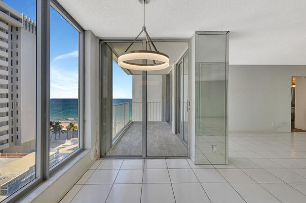 Interior, Pendant Lights, Water