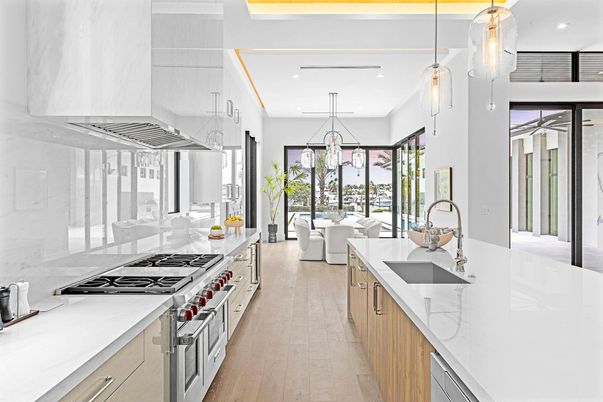 Interior, Kitchen, Living room, Pendant Lights, Recessed Lighting, Stainless Steel Appliances, Wood Texture Flooring