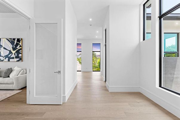 Interior, Recessed Lighting, Wood Texture Flooring