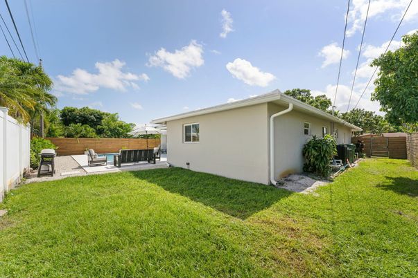 Backyard, Exterior