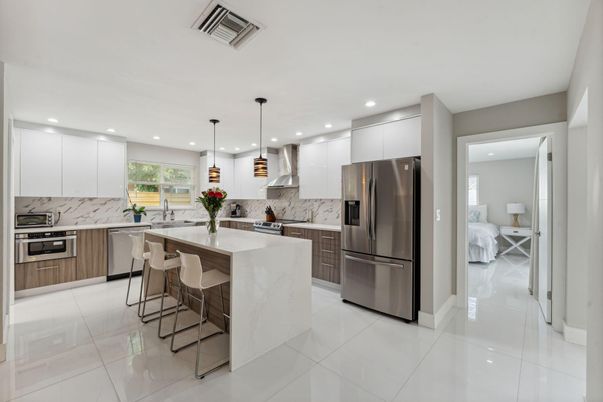 Bedroom, Interior, Kitchen, Marble Walls, Pendant Lights, Recessed Lighting, Stainless Steel Appliances