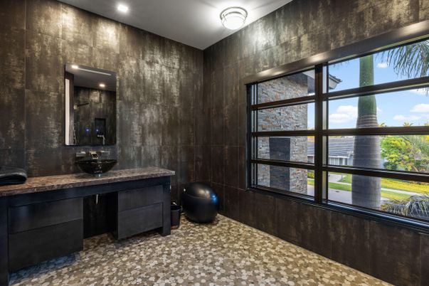 Bathroom, Interior, Recessed Lighting