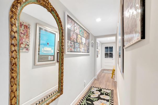 Interior, Recessed Lighting, Wood Texture Flooring