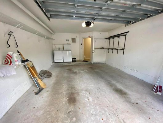 Garage, Interior, Washer