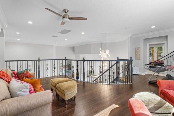 Interior, Pendant Lights, Recessed Lighting, Wood Texture Flooring