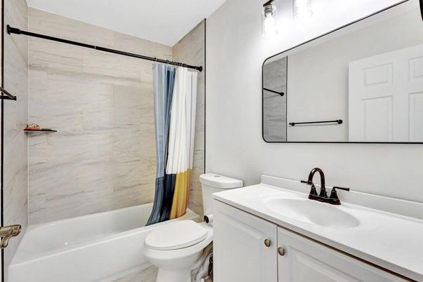 Bathroom, Interior, Marble Walls