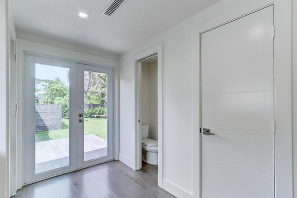 Bathroom, Interior, Recessed Lighting, Wood Texture Flooring