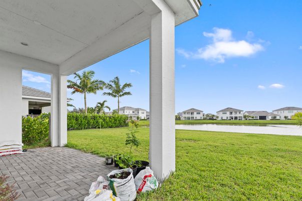 Backyard, Exterior, Water
