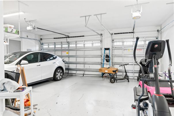 Garage, Interior