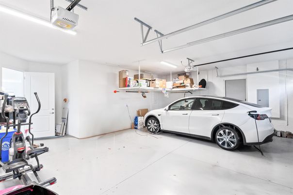 Garage, Interior