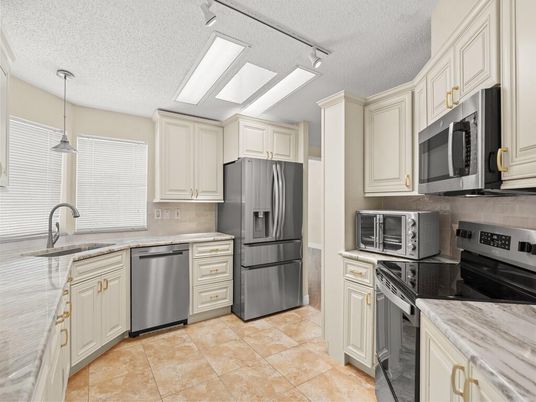 Interior, Kitchen, Pendant Lights, Stainless Steel Appliances