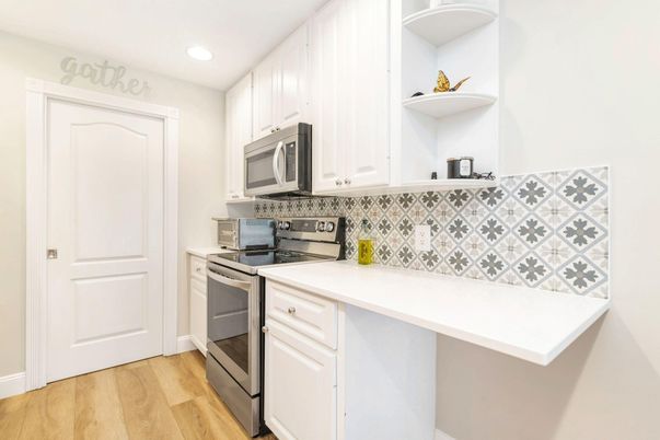 Interior, Kitchen, Recessed Lighting, Wood Texture Flooring