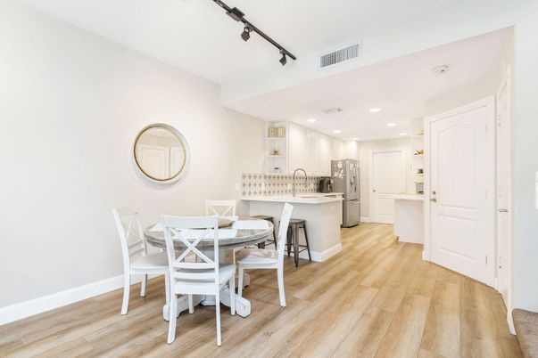 Dining room, Interior, Kitchen, Recessed Lighting, Wood Texture Flooring