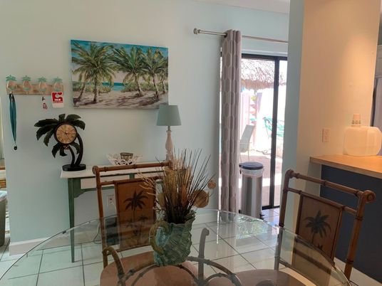 Dining room, Interior