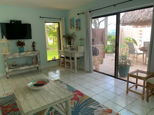 Dining room, Interior