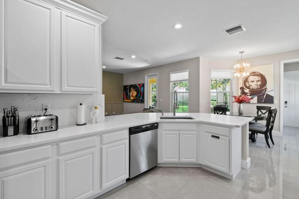 Dining room, Interior, Kitchen, Recessed Lighting