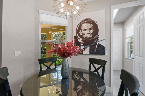 Dining room, Interior